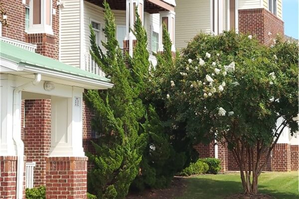 Multifamily property grounds maintenance in the Columbia, SC metro