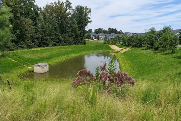 Retention pond maintenance for an HOA property by SouthernEEZ